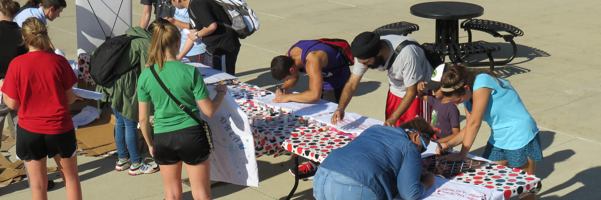 Students Tabling at Larkins Plaza